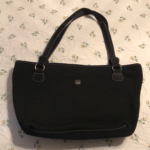 Lina Handbags - 🌟3/$25 Lina  - LIKE NEW!! Black Wiven Handbag / Shoulder Bag.